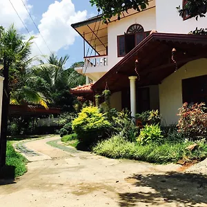 Hanthana Jungle View Guest house